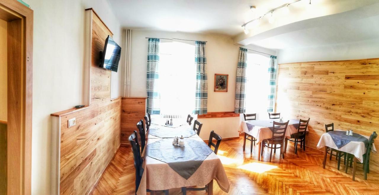 Familie Zuser Hotel Garni Миттербах Экстерьер фото